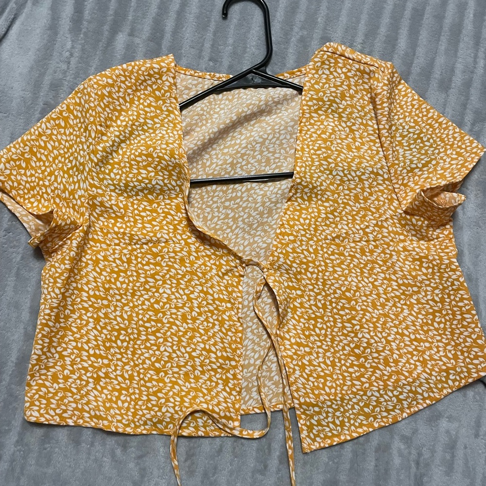 Yellow top